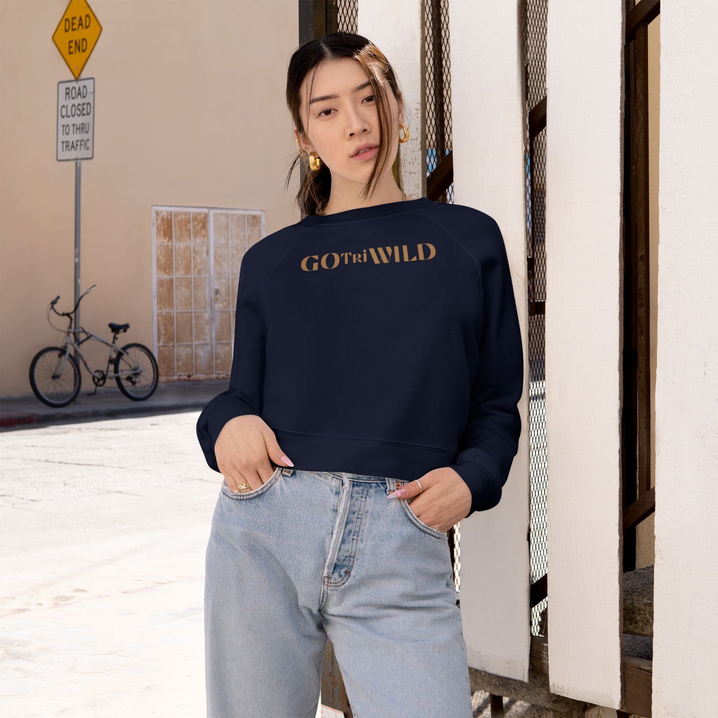 Women's Wonderful Warrior - Cropped Fleece Pullover